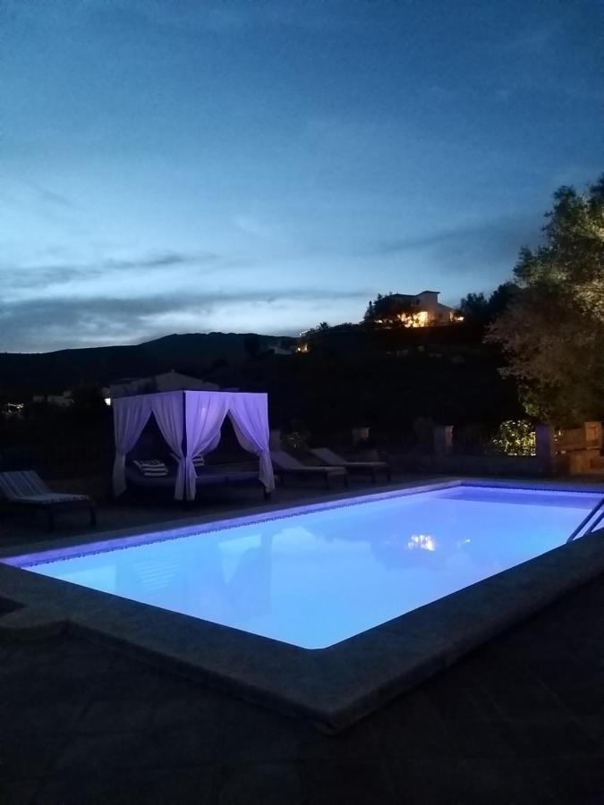 Bed and Breakfast El Nispero Dulce Alcaucín Exteriér fotografie